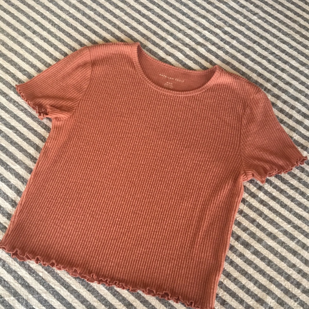 American Eagle- Ribbed/ Lettuce Edge/ Cropped Tee